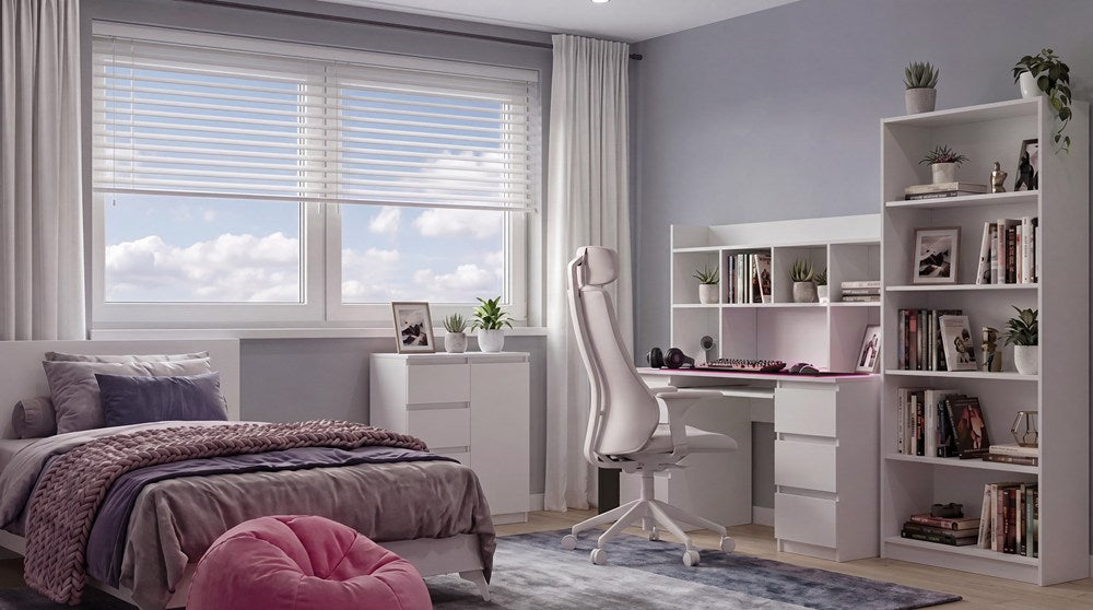 Zestaw Mebli Biurko Kuba Z Nadstawką 130 + Komoda 2D2S + Regał R80 Biel